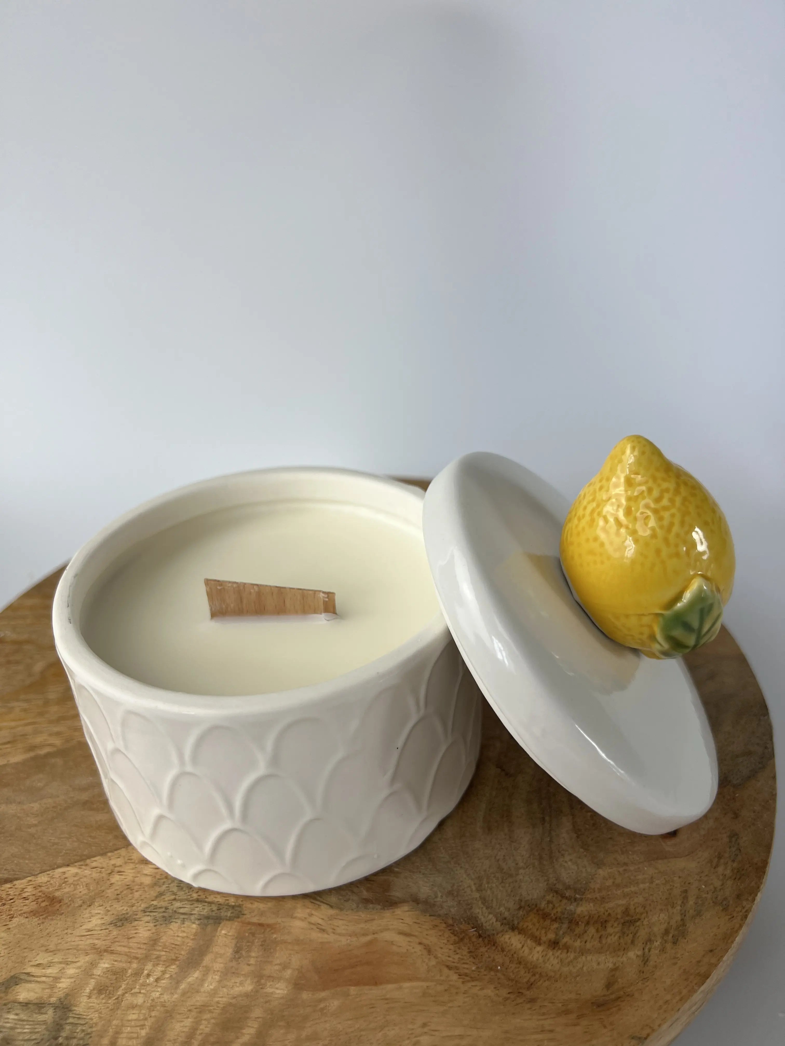 Świeca sojowa ceramiczna cytryna