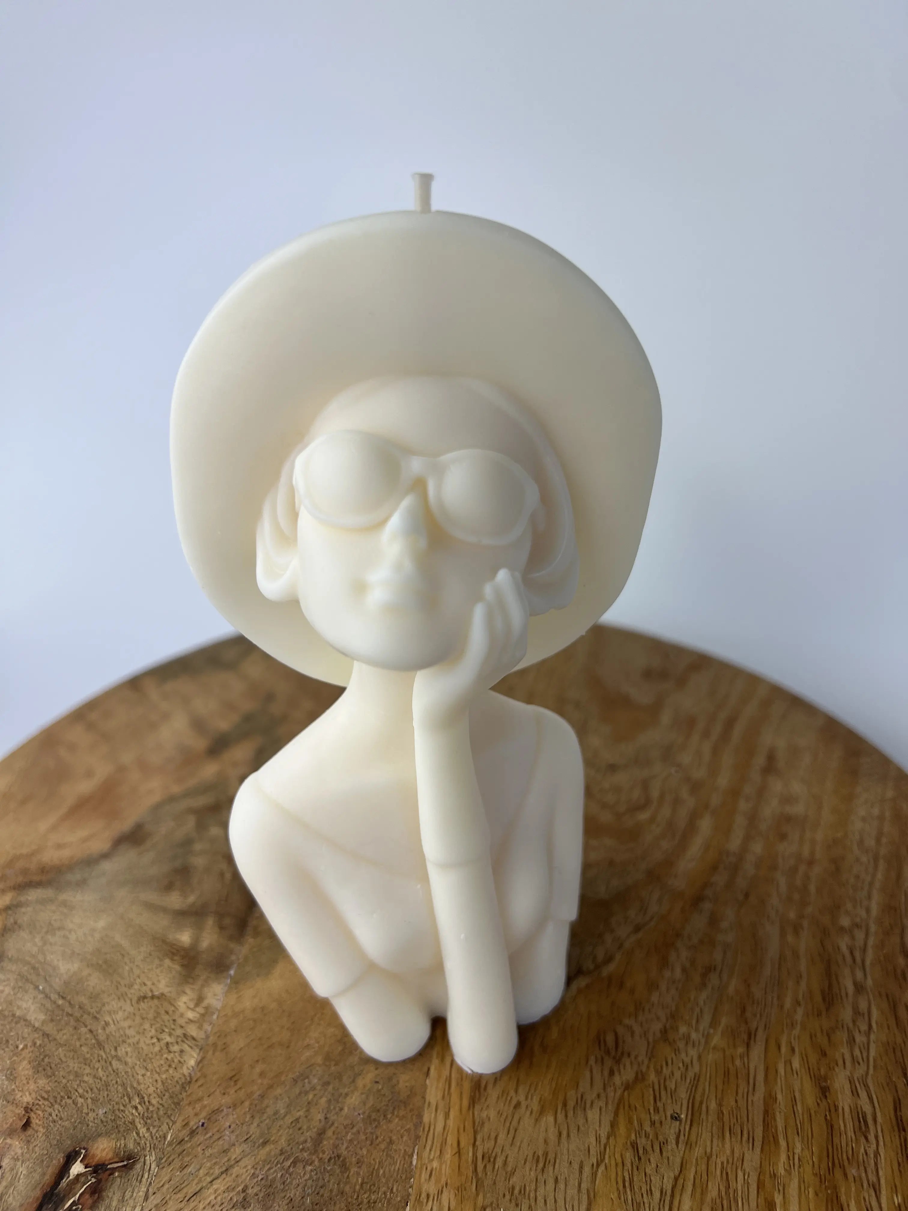 Świeca sojowa Wielka Dama w kapeluszu