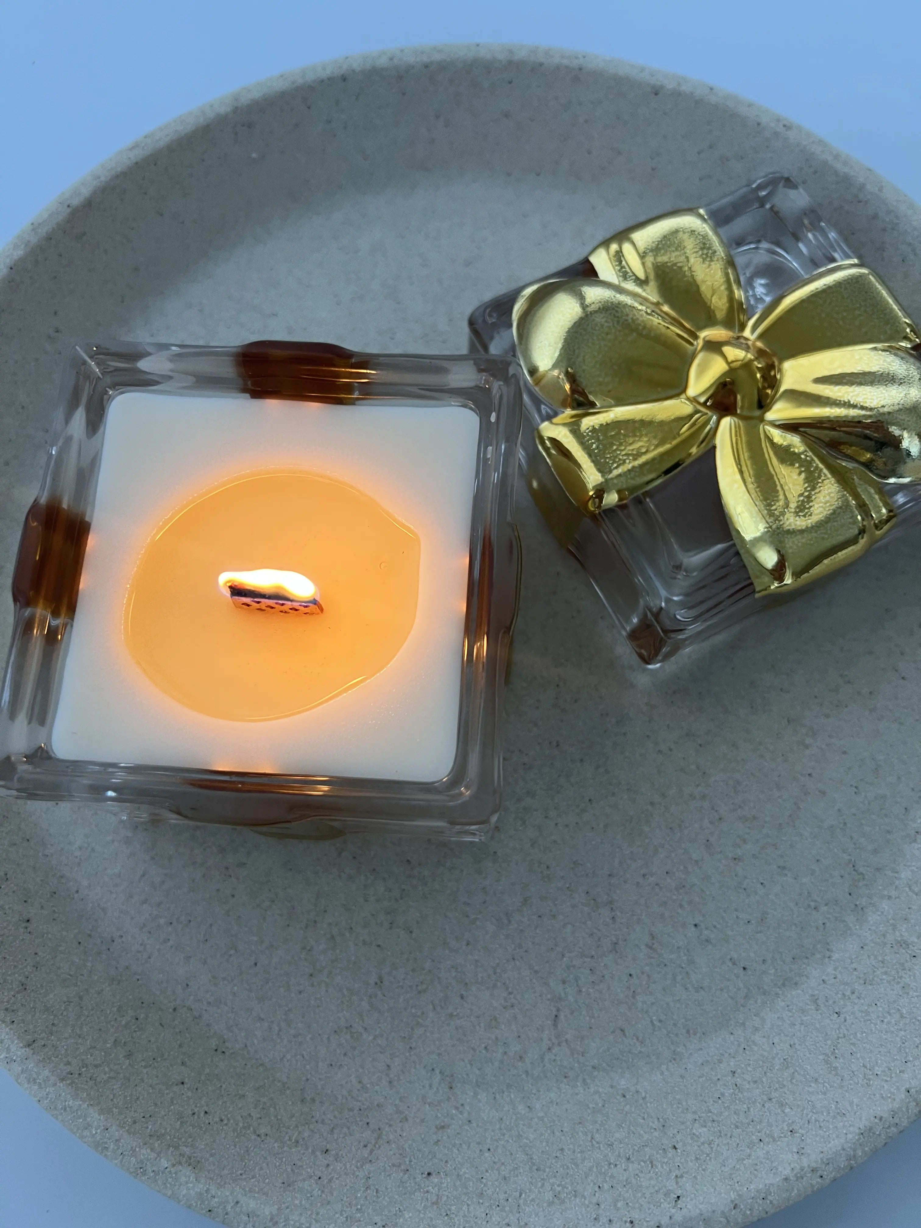 Świeca sojowa duży świąteczny prezent